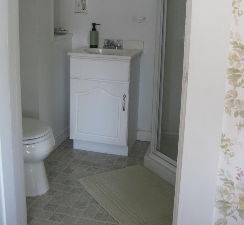 The Bridges At Whitcomb House Bed & Breakfast 3*