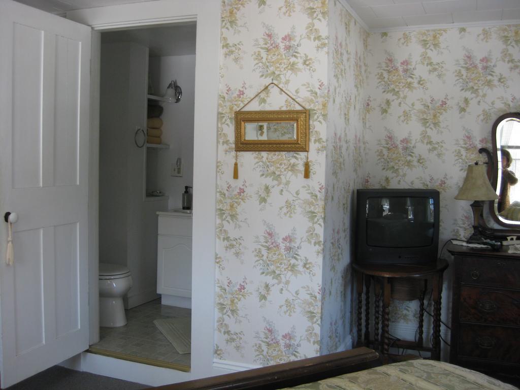 Bed & Breakfast The Bridges At Whitcomb House Swanzey